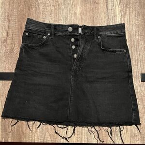 Boyish black denim skirt